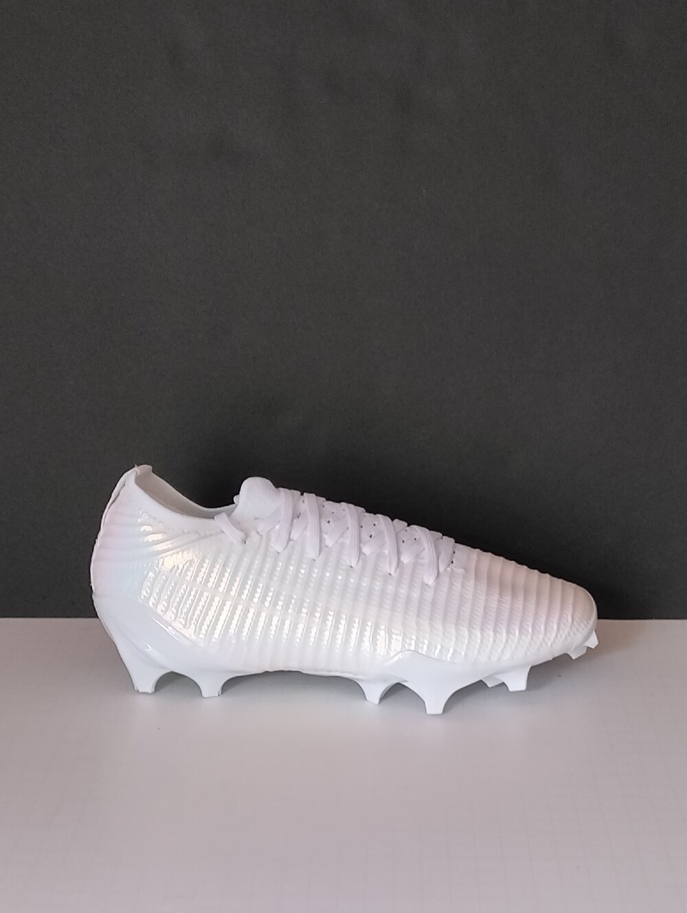 Under Armour Blur Pro 'White Iridescent' Football Cleat Men's Size 8 New